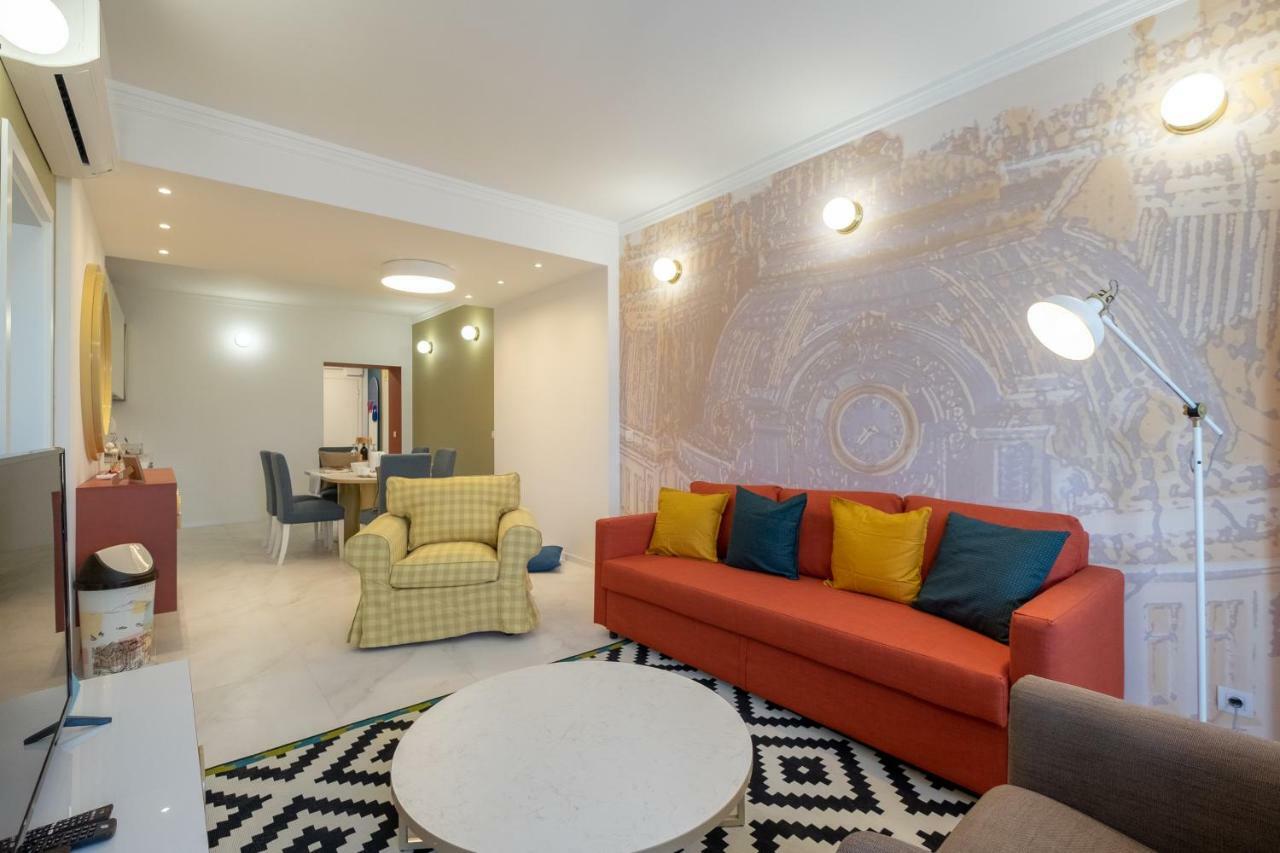 Vitosha Blvd 3-Bedroom, 2-Bathroom Lux Suite Sofia Zewnętrze zdjęcie