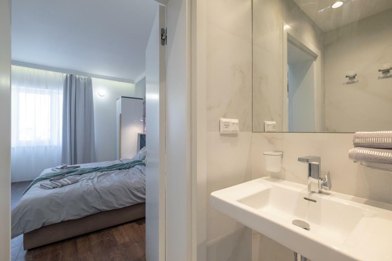 Vitosha Blvd 3-Bedroom, 2-Bathroom Lux Suite Sofia Zewnętrze zdjęcie